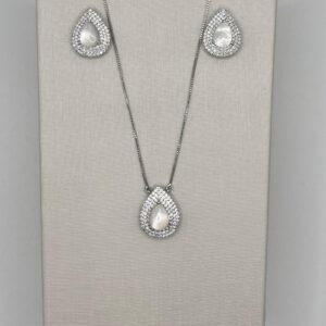 Pearl earring and necklace set in teardrop shape, adorned with zirconia white rhodium plating.